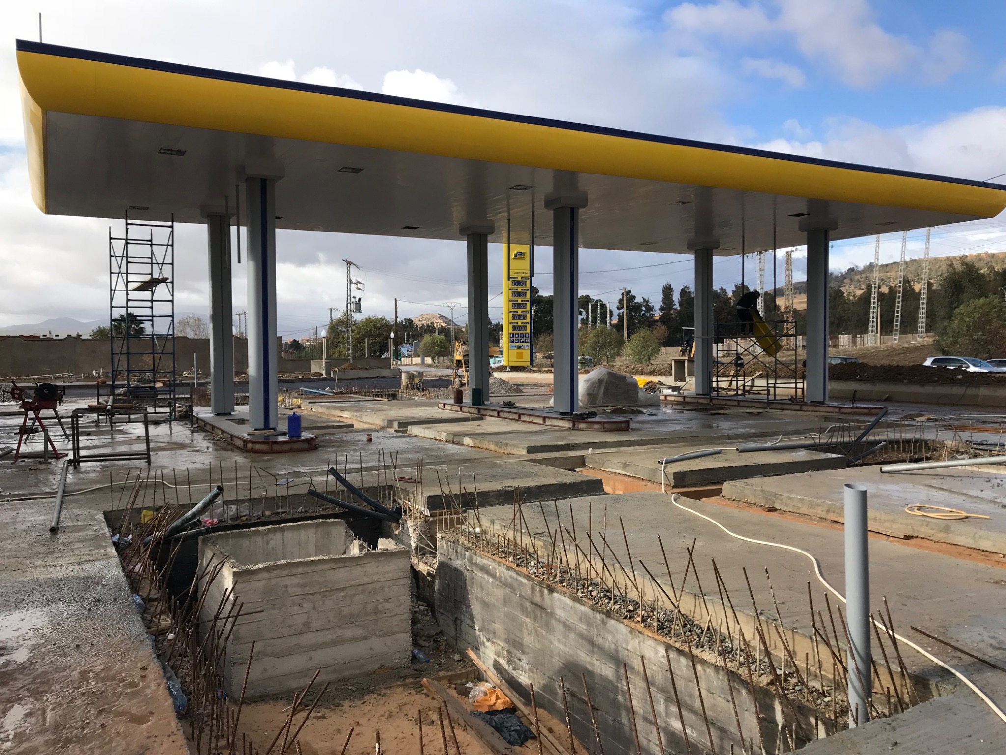 Station-service en cours de réalisation